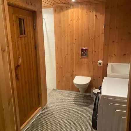3 Soverom Og Egen Inngang Apartman *