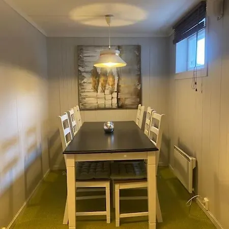 3 Soverom Og Egen Inngang